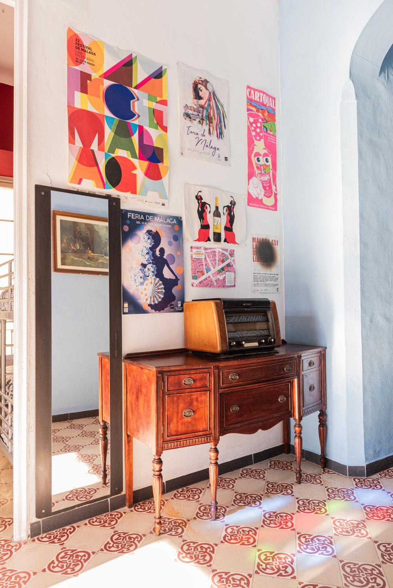 Private Rooms In Historic Building On The Square Màlaga Exteriér fotografie